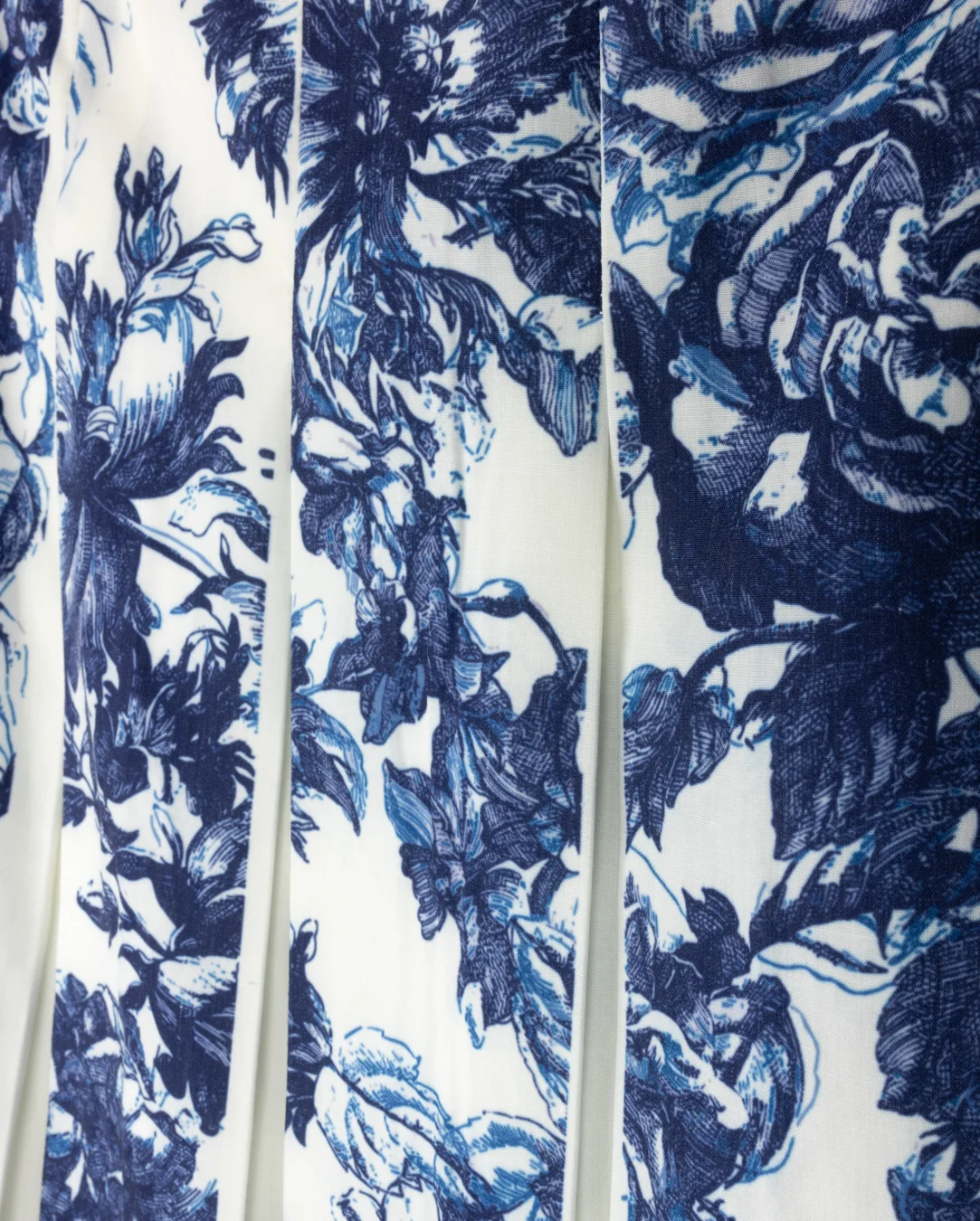Blen Floral Pleated Skirt - Image 2