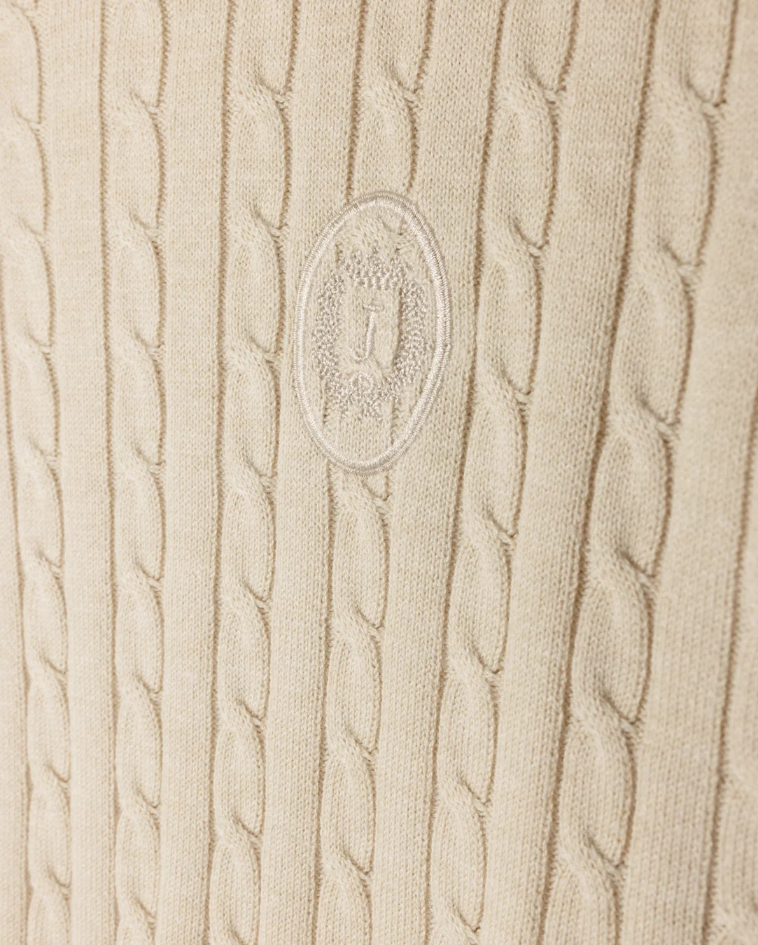 Crest Detailed Cable Knit Sweater - Image 6