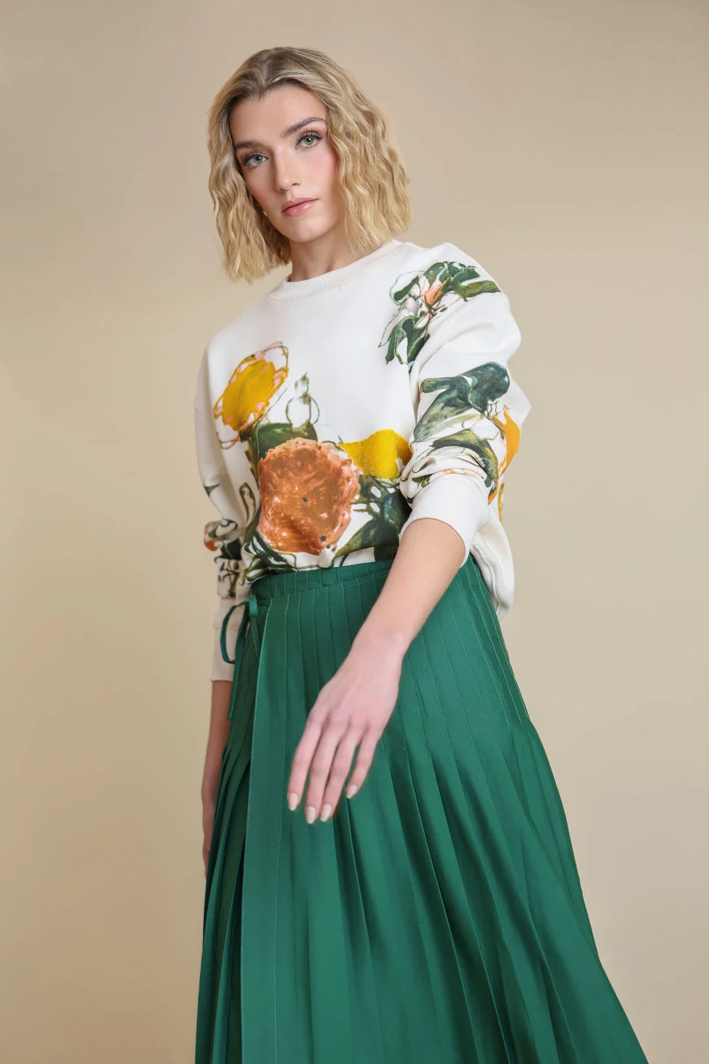 Diagonal Solid Wrap Pleated Skirt - Image 6
