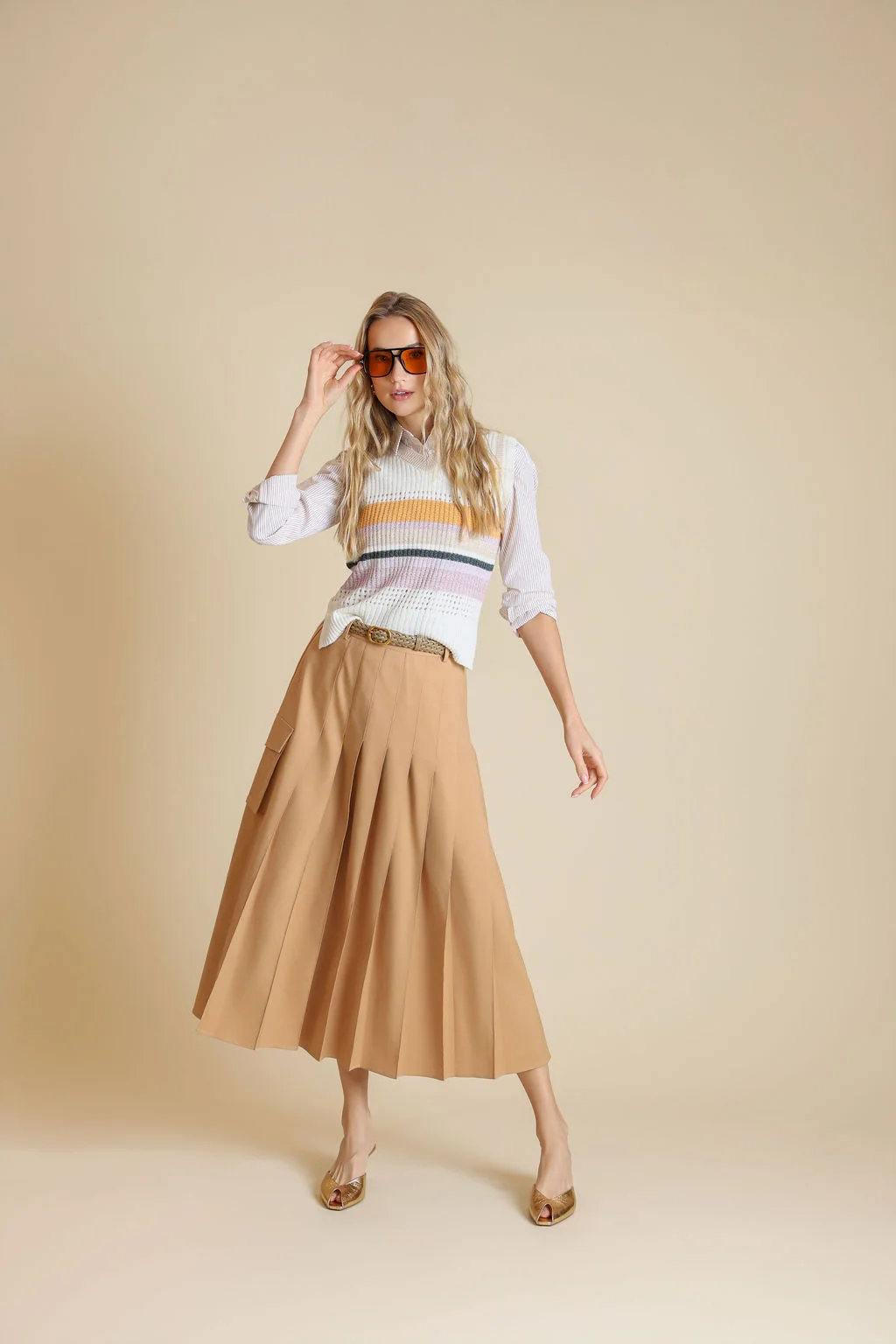 Thin Poplin Pleated Skirt - Image 3